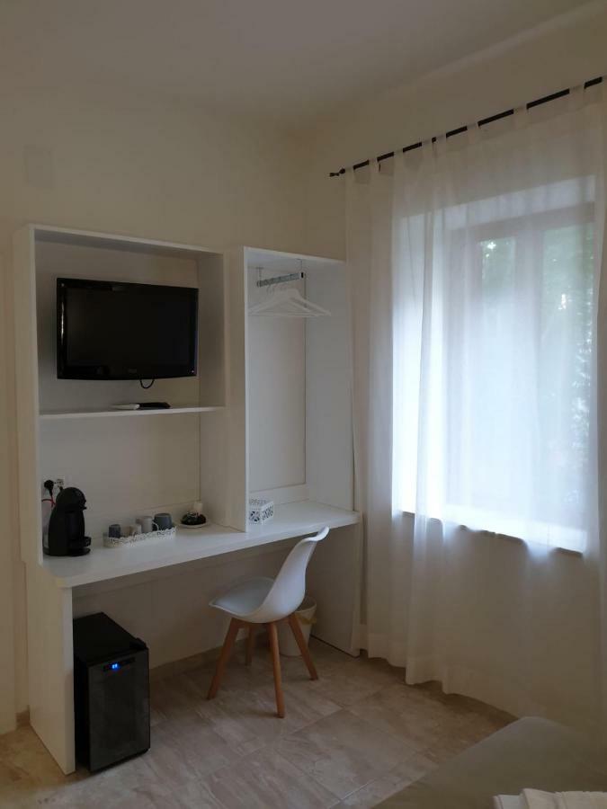 Porta Marina Guest Rooms 스칼레아 외부 사진
