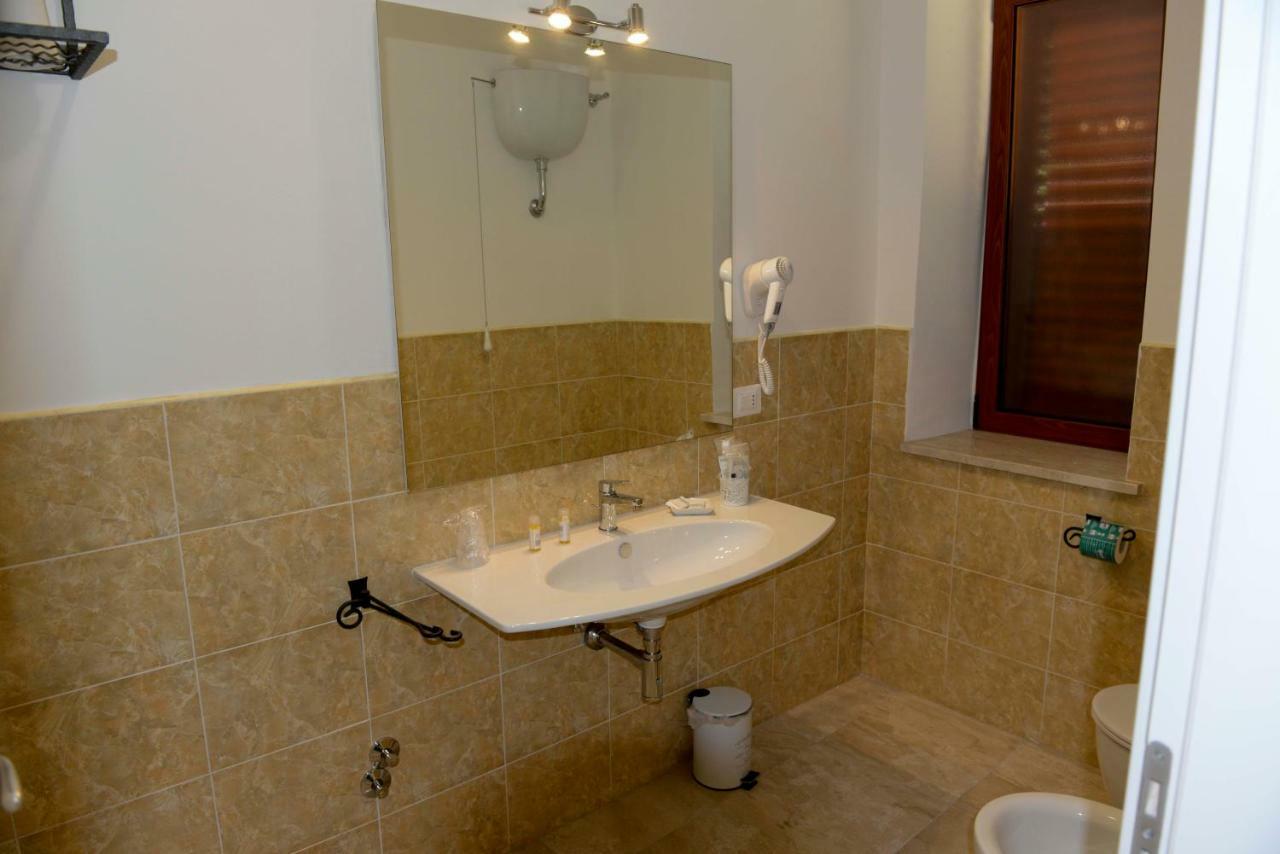 Porta Marina Guest Rooms 스칼레아 외부 사진